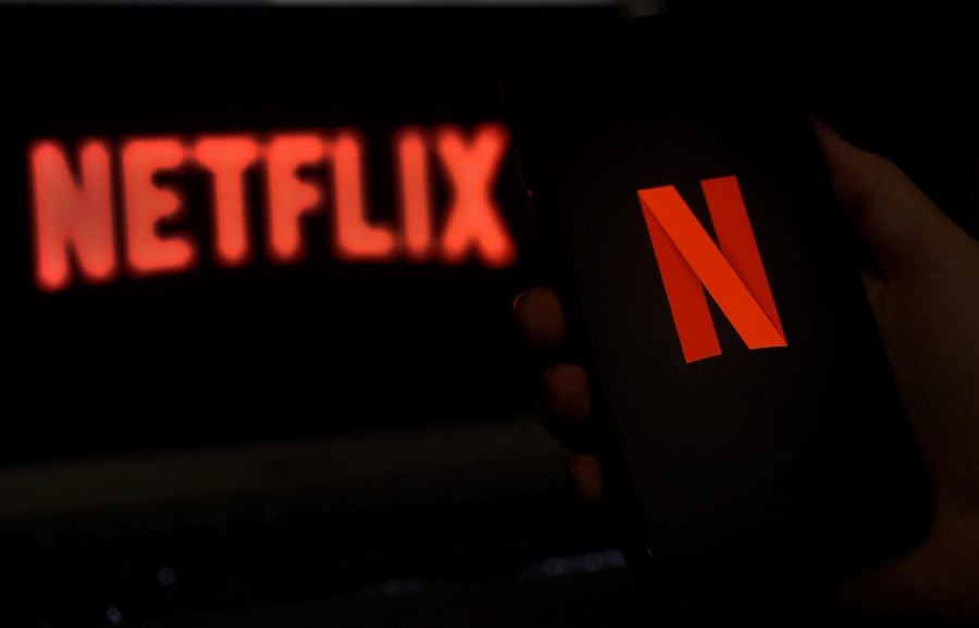 'Squid Game' boosts Netflix quarter, company raises revenue guidance