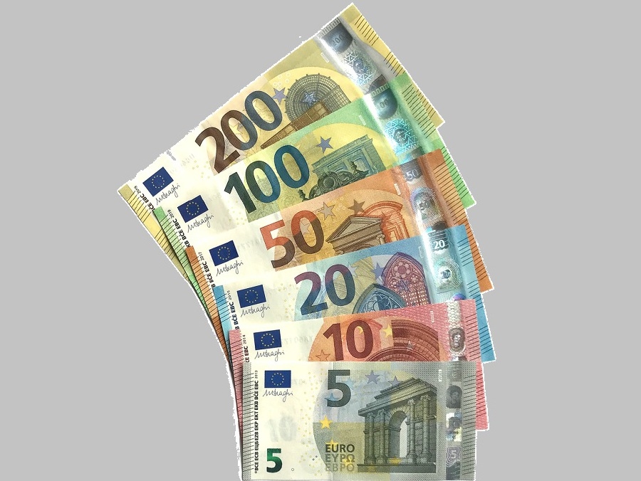 Bulgaria becomes 21st member to adopt euro after EU green light