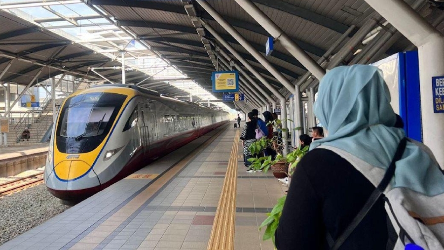 Tg Malim-KL Sentral KTM and ETS train services delayed by an hour due to power supply disruption