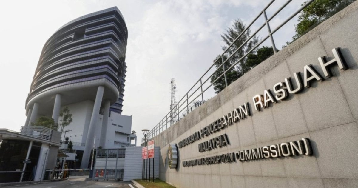 Authorities probe RM120mil milk supply cartel