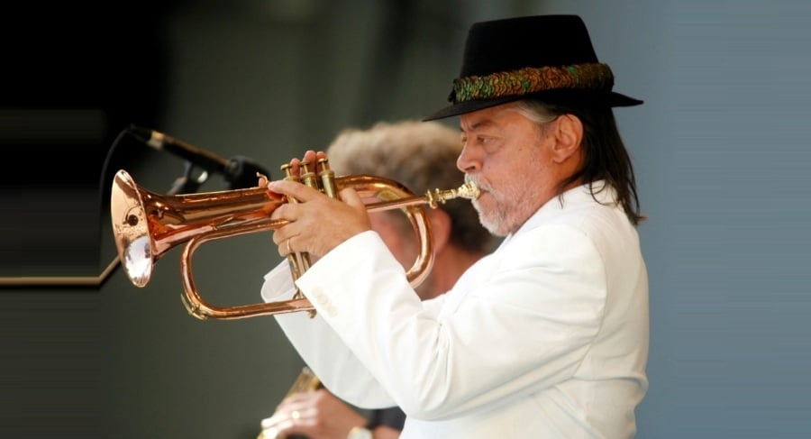 #SHOWBIZ: Grammy-winning US jazz musician Chuck Mangione dies