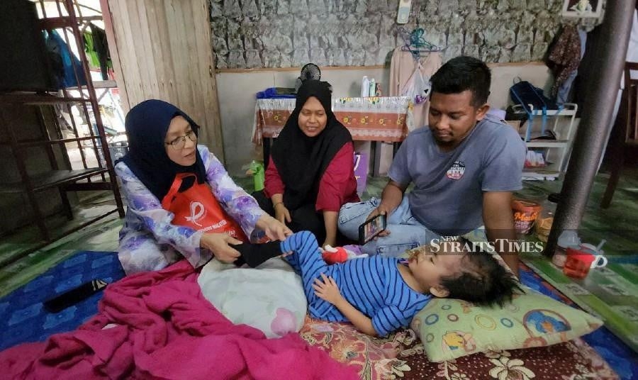 A father's love: Man stands by daughter battling brain tumour