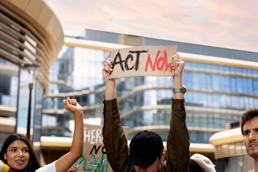 No reason to charge organisers who fail to give notice on assemblies, say lawyers