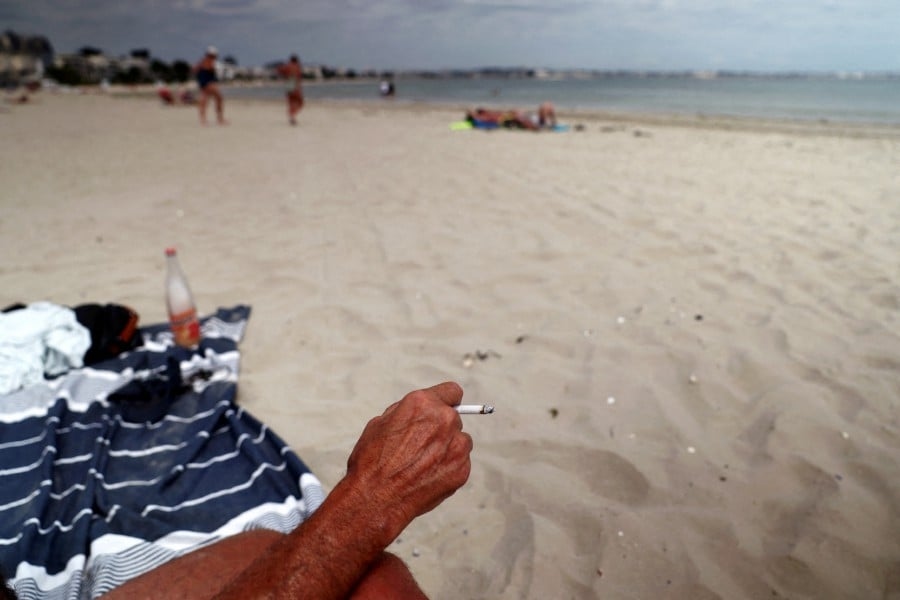 France imposes smoking ban on beaches, parks