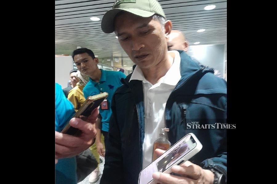 Foreign syndicates arming travellers with photos of KLIA officers to evade detection