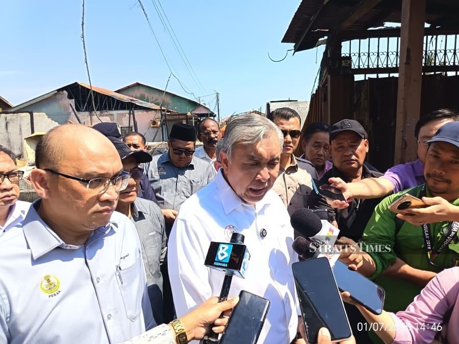 Zahid: Govt will rebuild all homes lost in Bagan Pasir Laut blaze
