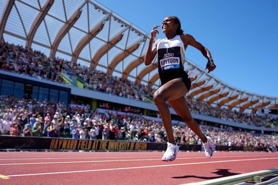 Kenya's Faith Kipyegon breaks women's 1,500m world record