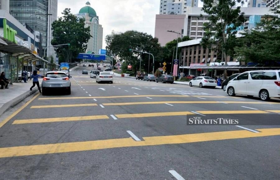 #NSTviral: Video of exchange at zebra crossing sparks debate on road manners