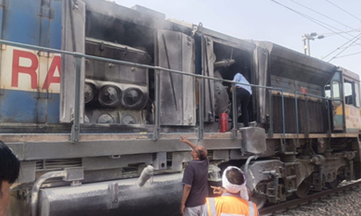 Passengers panic after smoke billows from Jaipur-Jodhpur Intercity Express' engine