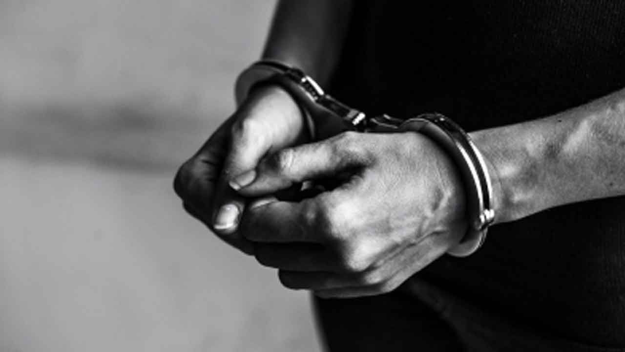 Two arrested for Rs 4.2 crore GST fraud in Gujarat
