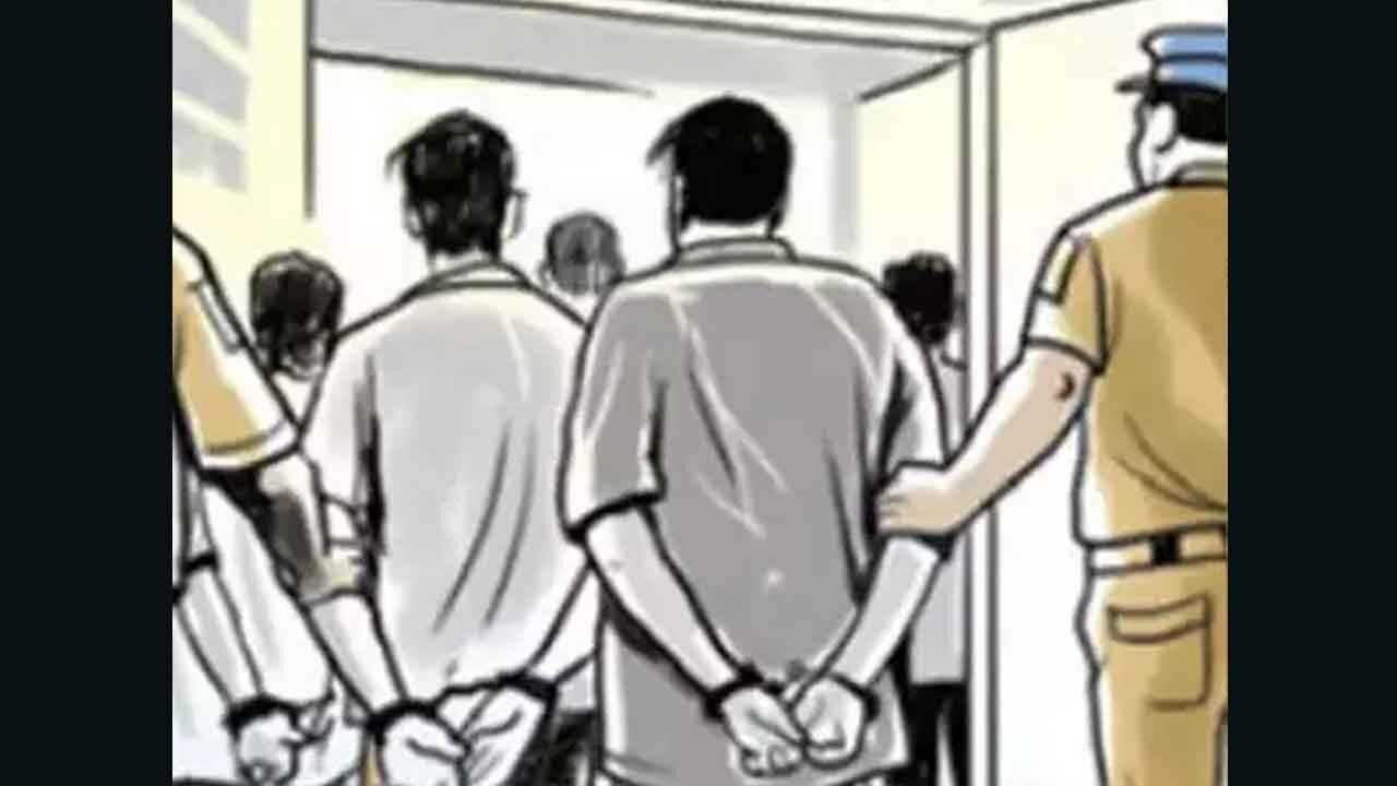 Delhi: Bangladeshi couple, 4 kids rounded up from Bawana slums