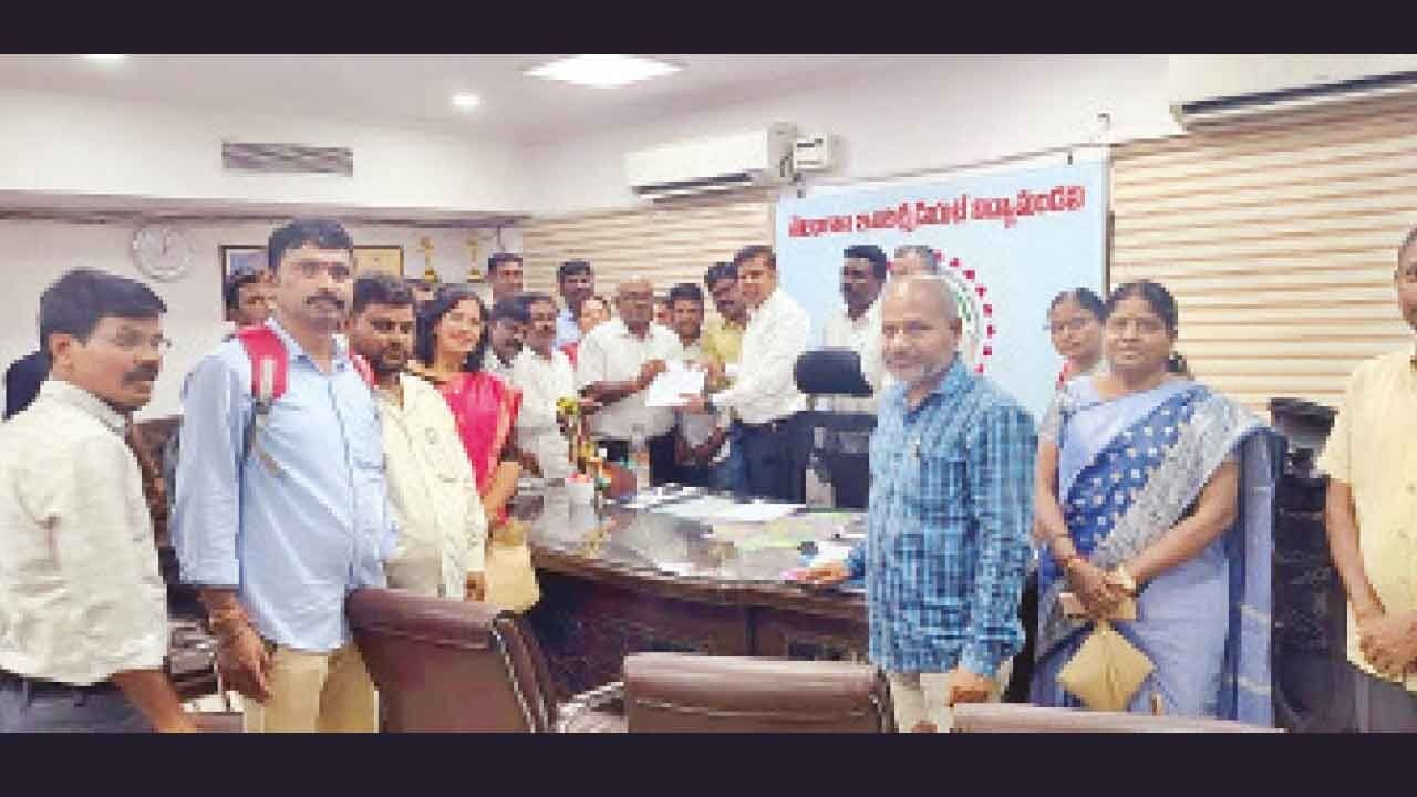 TGJLA urges TGBIE to resolve service regularisation issue