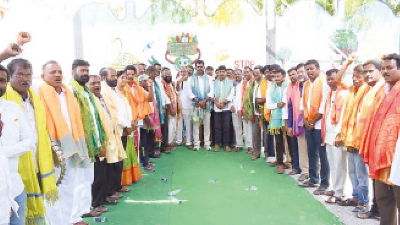 Thudi felicitates TG activists