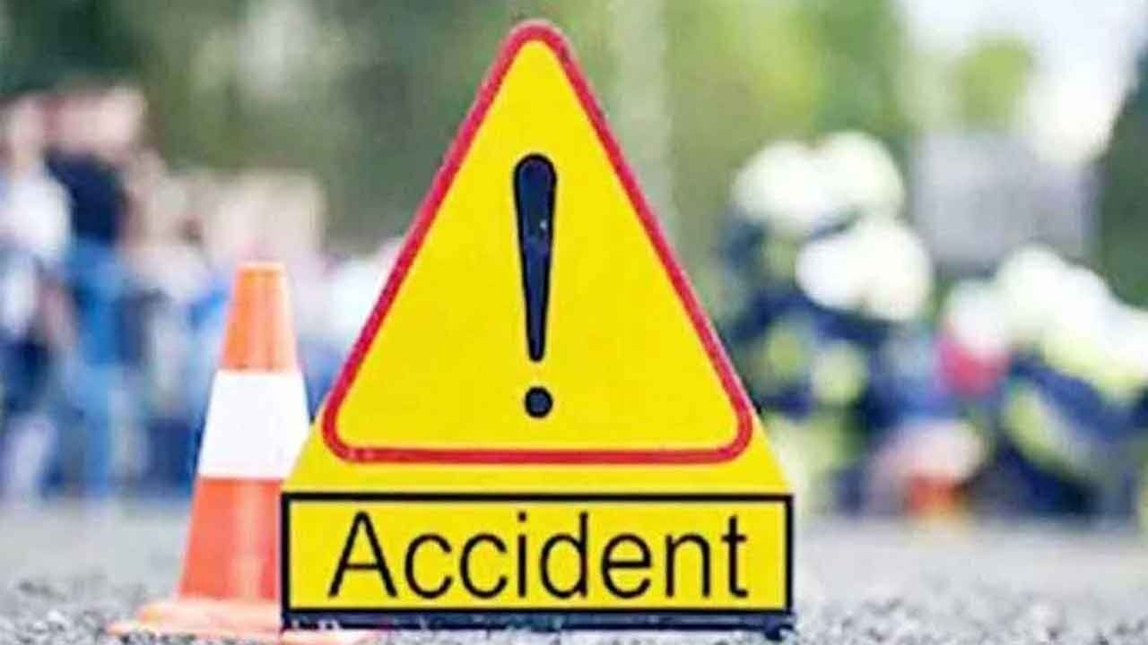 Six killed in three road accidents in Andhra Pradesh, Telangana