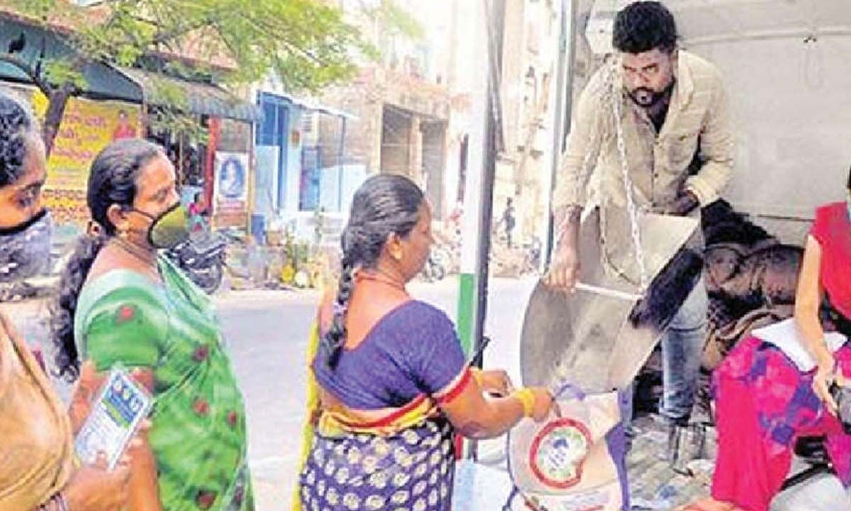 Immediate continuation of doorstep delivery system for PDS sought