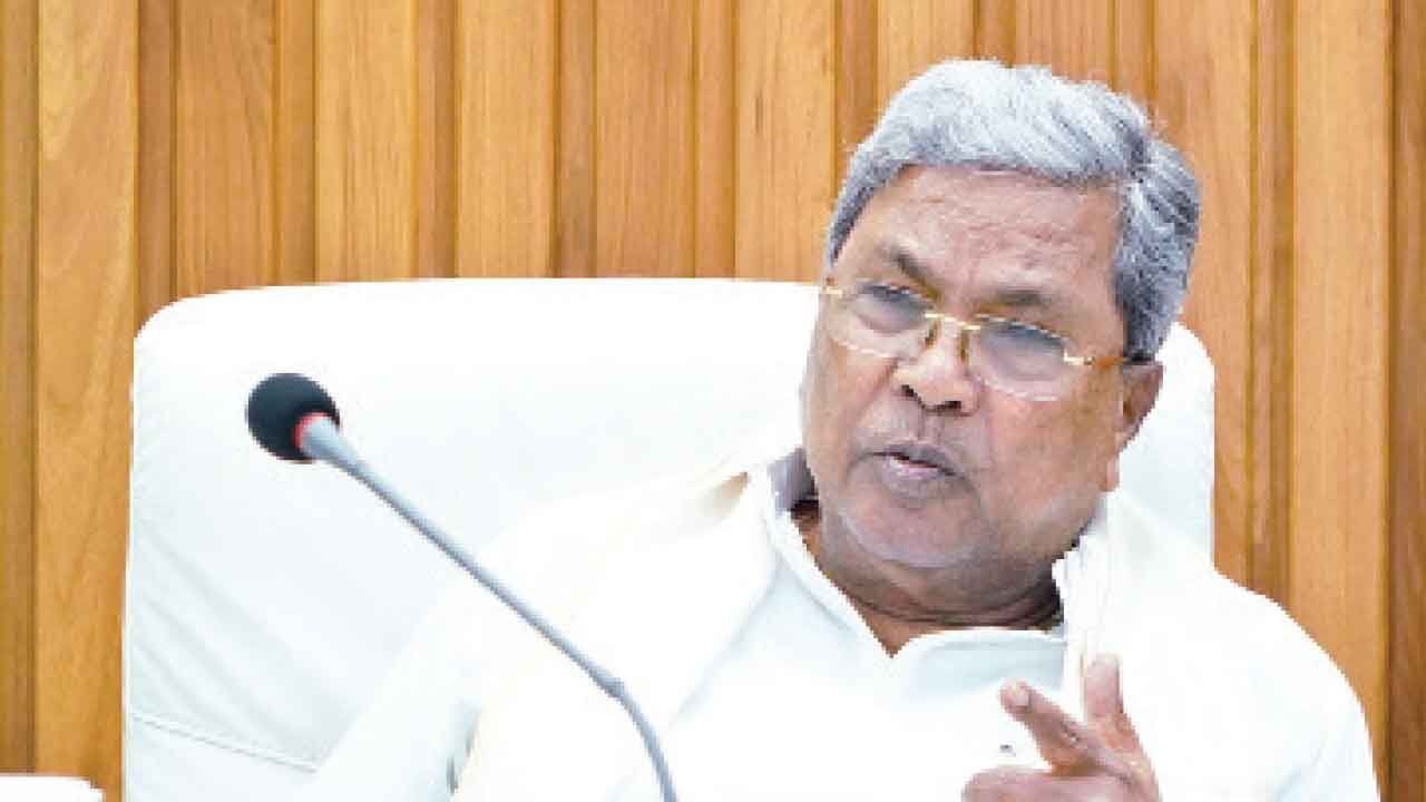 Siddaramaiah to speak to sore Cong MLAs, fix issues: Parameshwara