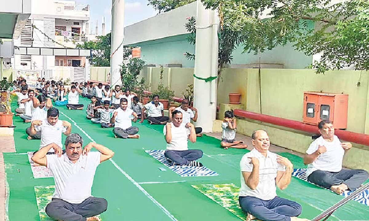 Kurnool APPCB holds Yoga session ahead of Int'l Yoga Day