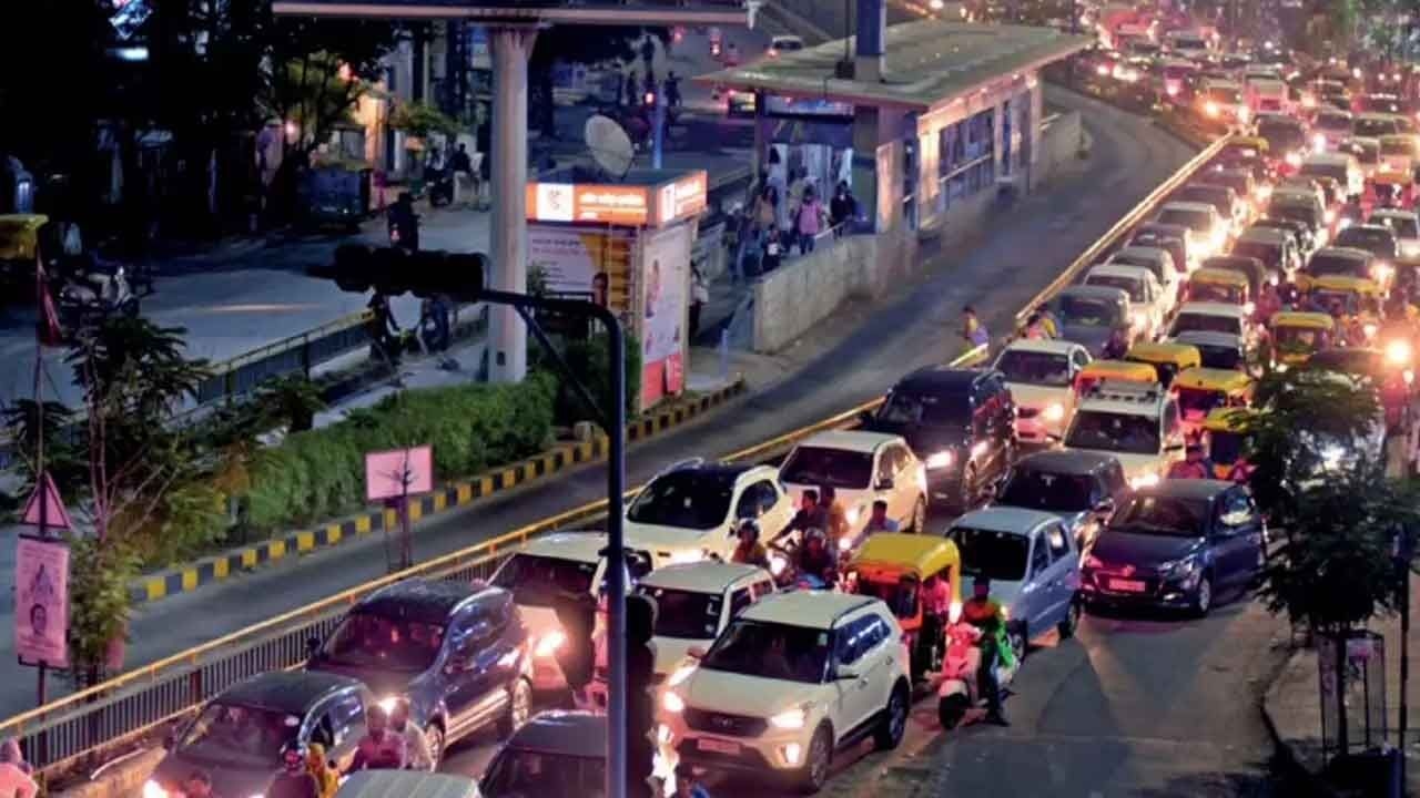 Average speed of vehicle in city is 25 kmph: Hyd'bad police chief