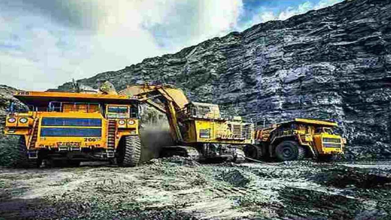 Coking coal production drops by 9% in May