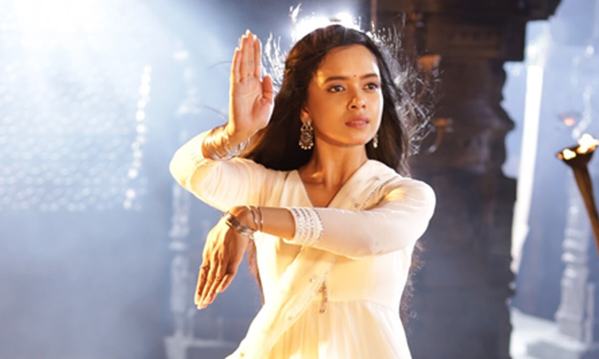 Megha Ray performs Tandav for Mahadev on the 'Divya Prem: Pyaar Aur Rahasya Ki Kahani' set