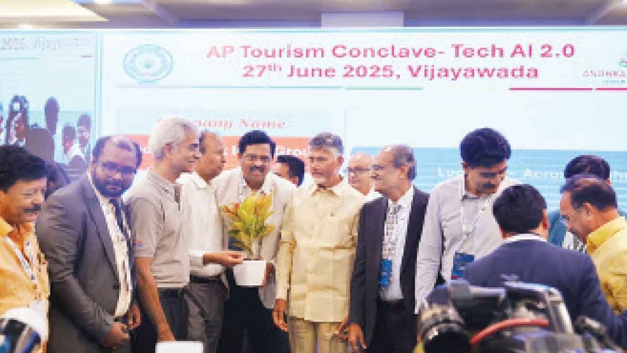 Tourism Tech AI 2.0 Conclave: AP Star Hotels Association proposes key recommendations to CM