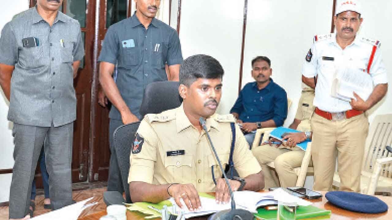 Install CCTV cameras to promote road safety: SP
