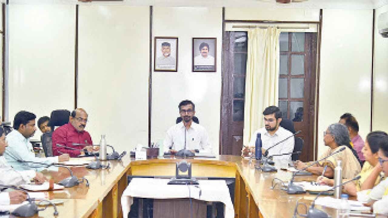 Address public grievances effectively, Collector tells officials