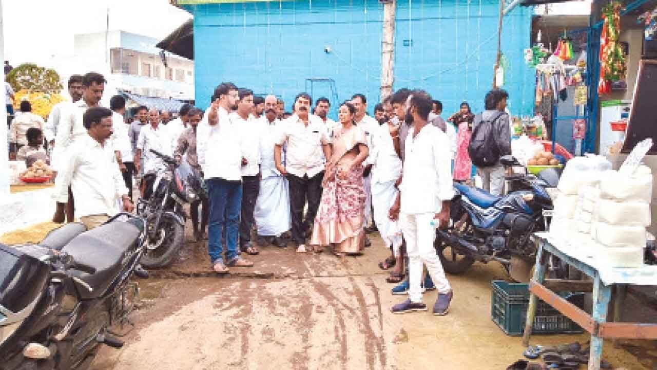 Make all arrangements for Brahmotsavam: MP