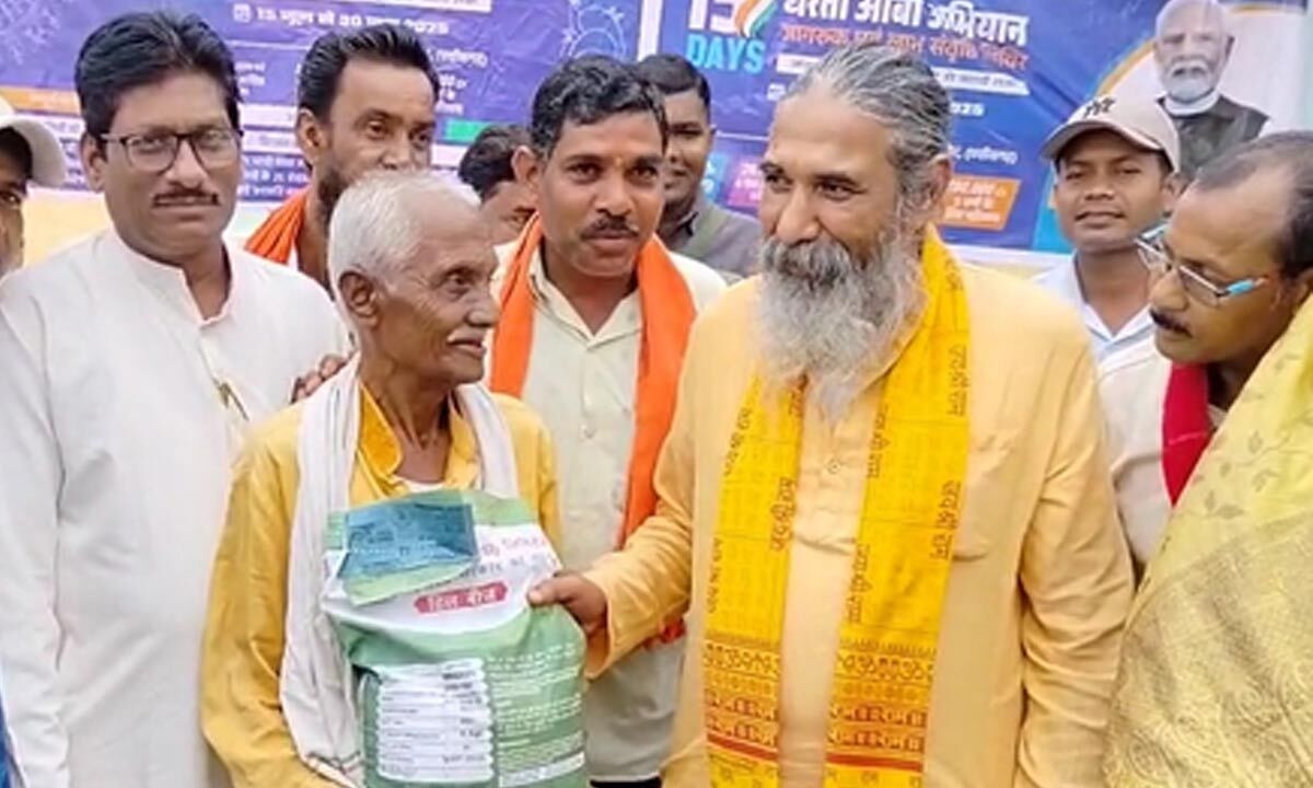 Tribal identity meets governance: Dharti Aaba outreach touches lives in Balod