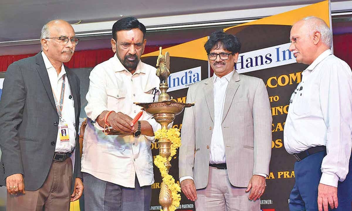 ‘Edn institutions must improve standards and play a key role in nation's growth'