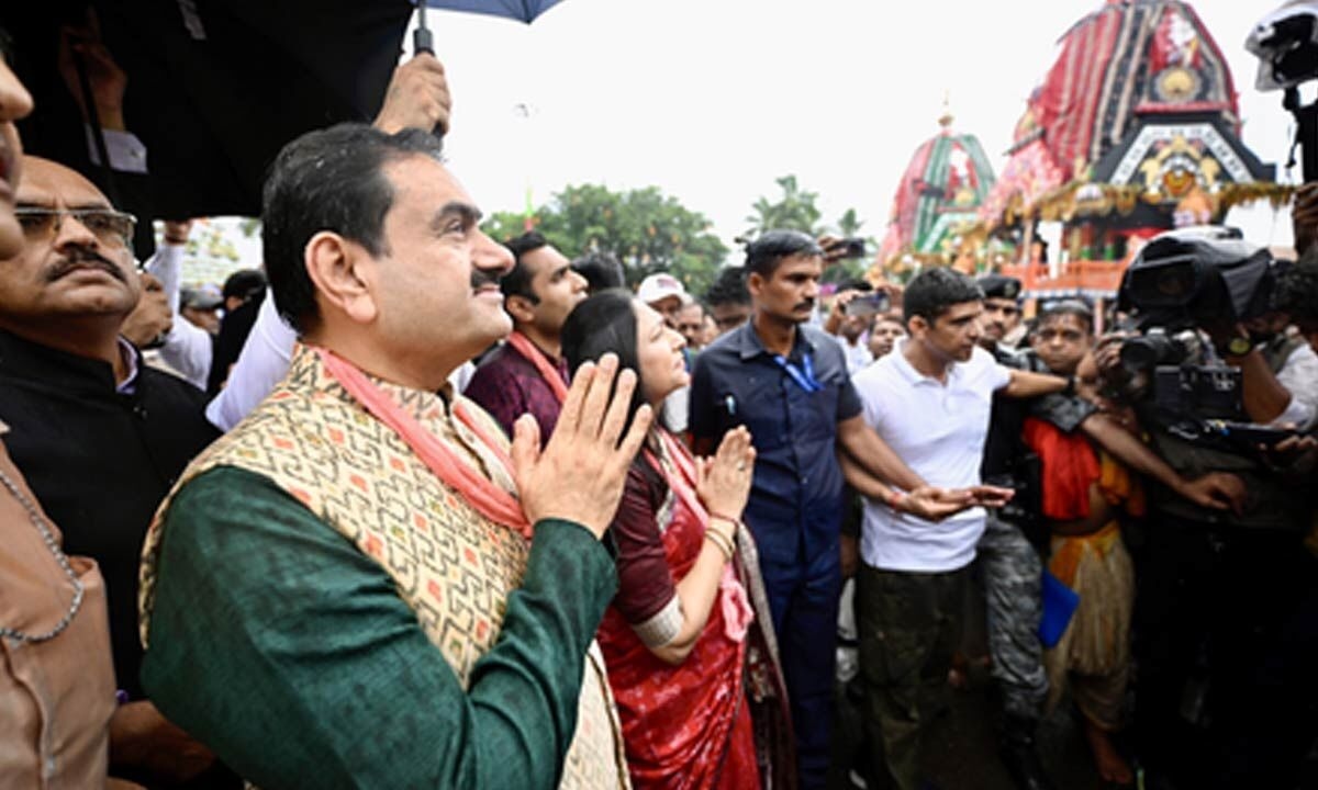 Adani feels blessed to witness Rath Yatra