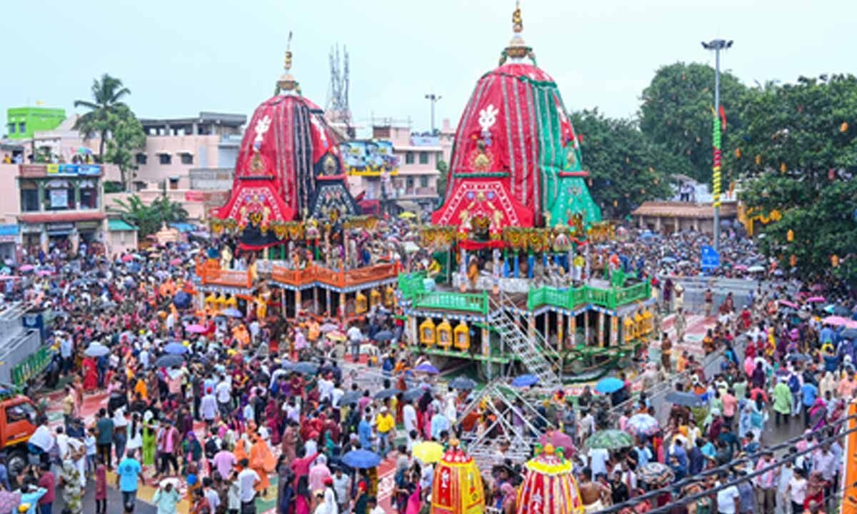 Rath Yatra stampede: Two senior police officials suspended over negligence, Odisha govt announces Rs 25 lakh ex-gratia