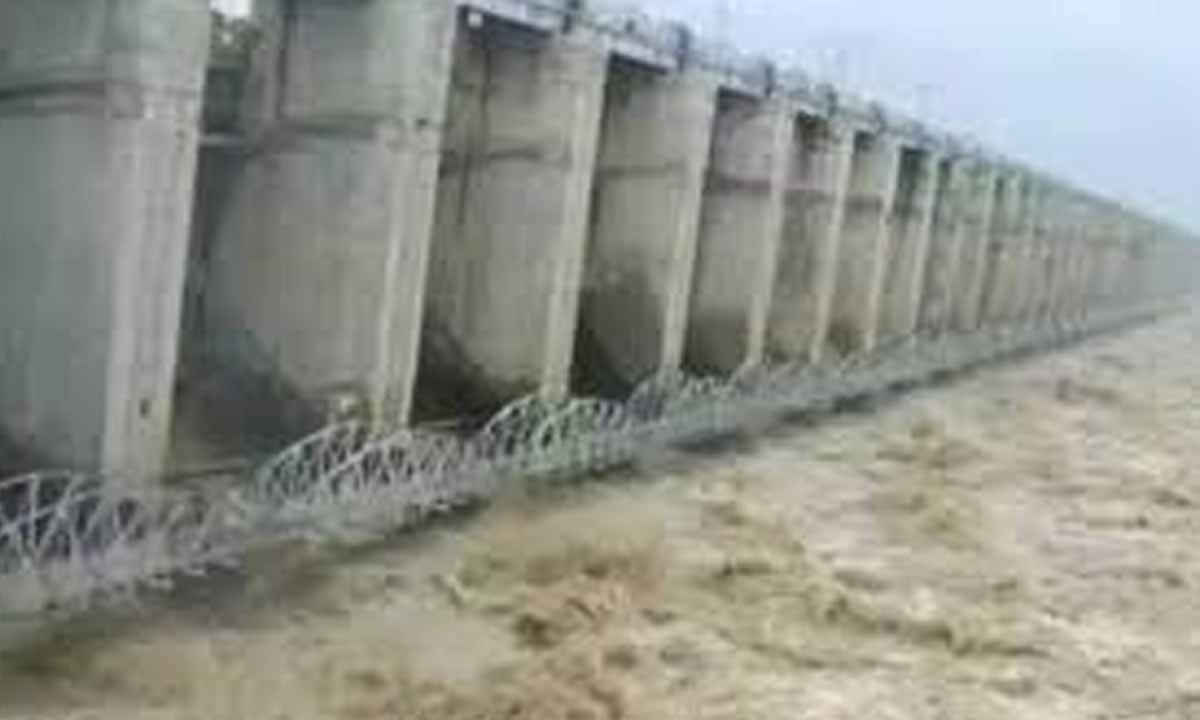 PJP Dam Nears Full Capacity Amid Heavy Inflows; Spillway Gates Open to Regulate Outflow