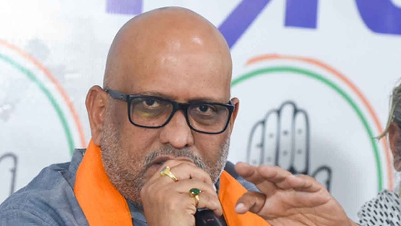 Triple suicide in Lucknow: Ajai Rai slams UP govt, cites rising desperation among poor