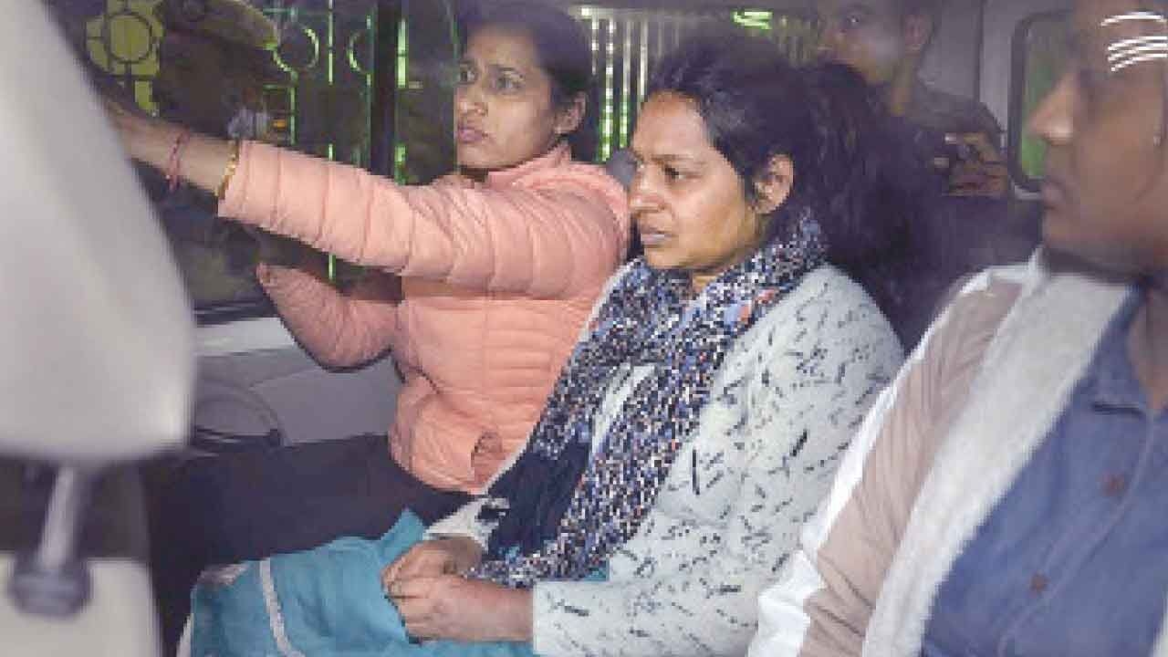Two get bail in Parl security breach case