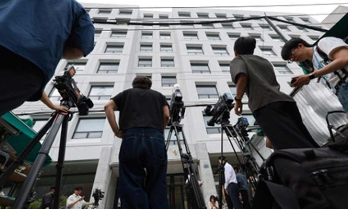 South Korea: Special counsel team raids construction company in probe into ex-first lady