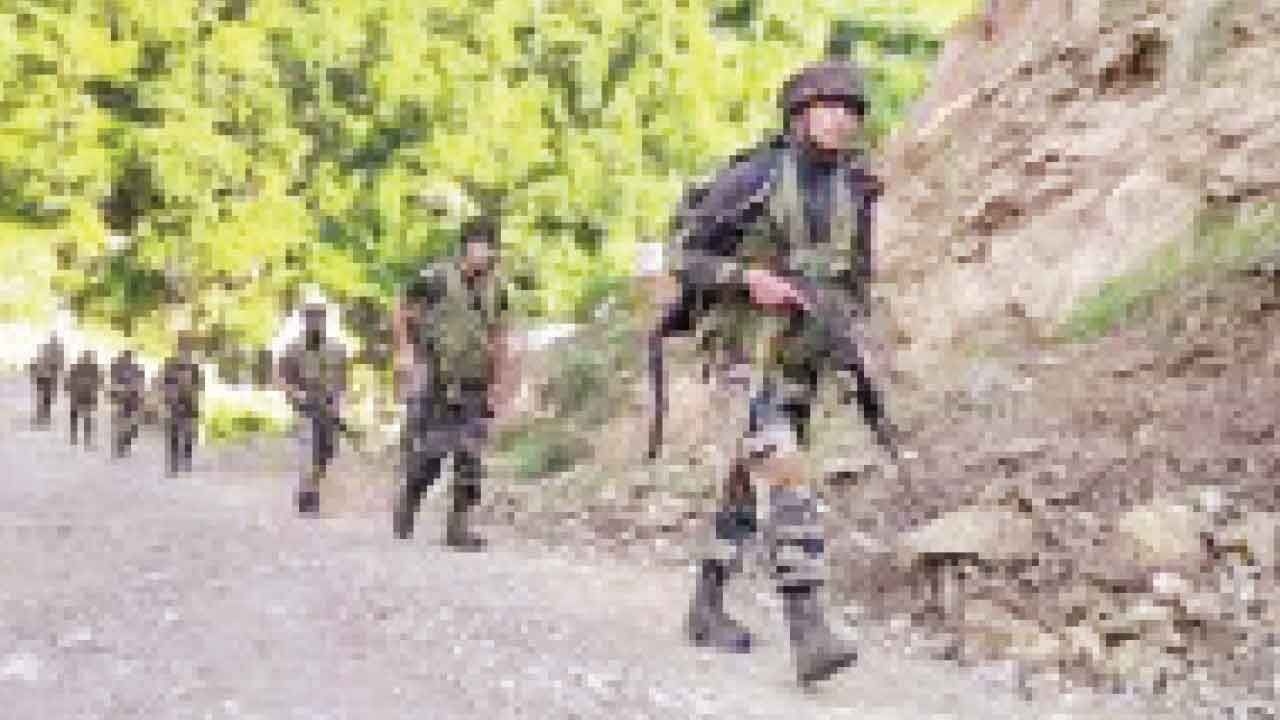 3 Jaish terrorists hiding in Kishtwar, search on