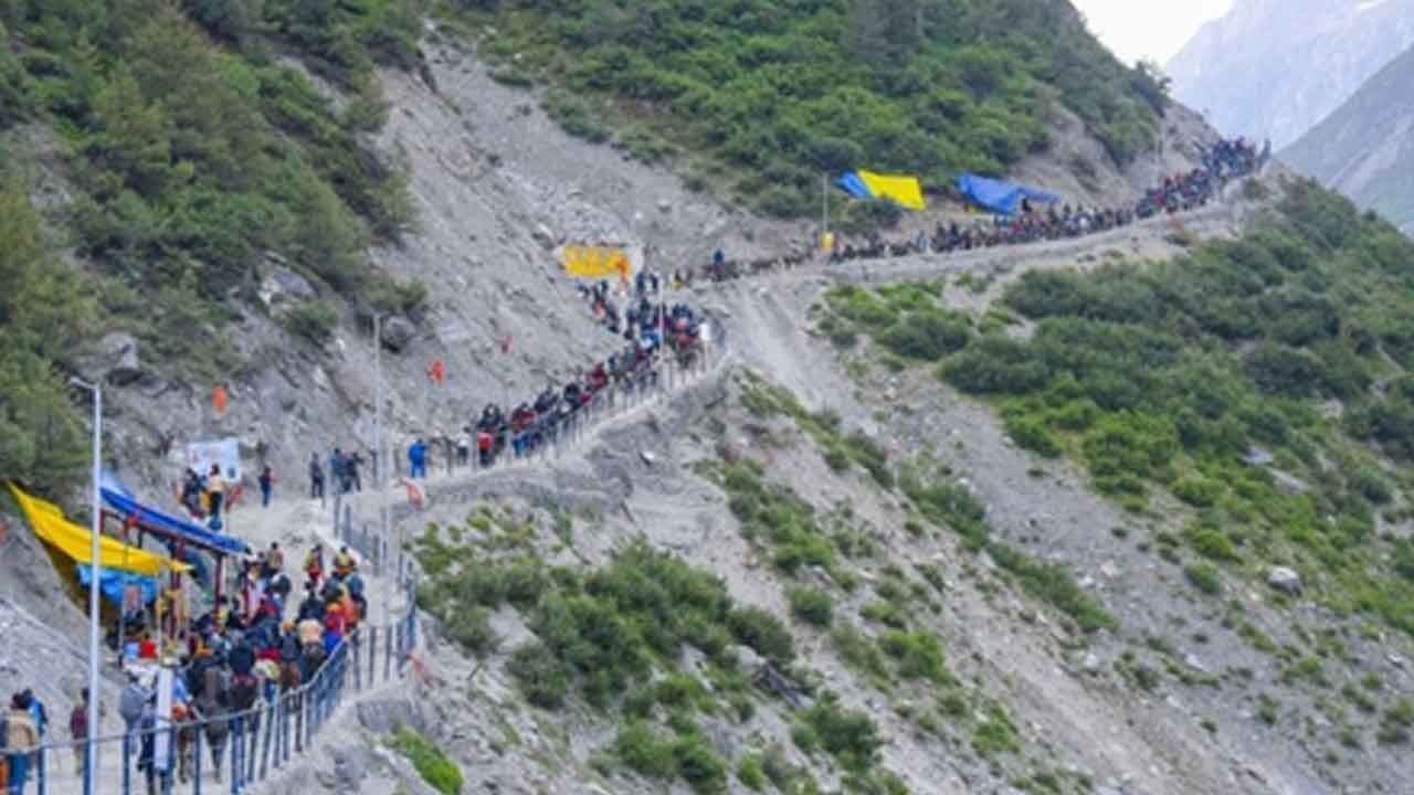 Over 26,800 perform Amarnath Yatra in 2 days, another batch of 6,979 leave for Valley