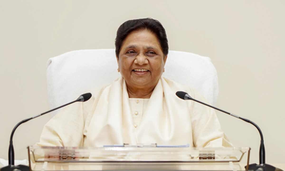 Mayawati urges ECI to take cognisance of Gopal Khemka's murder