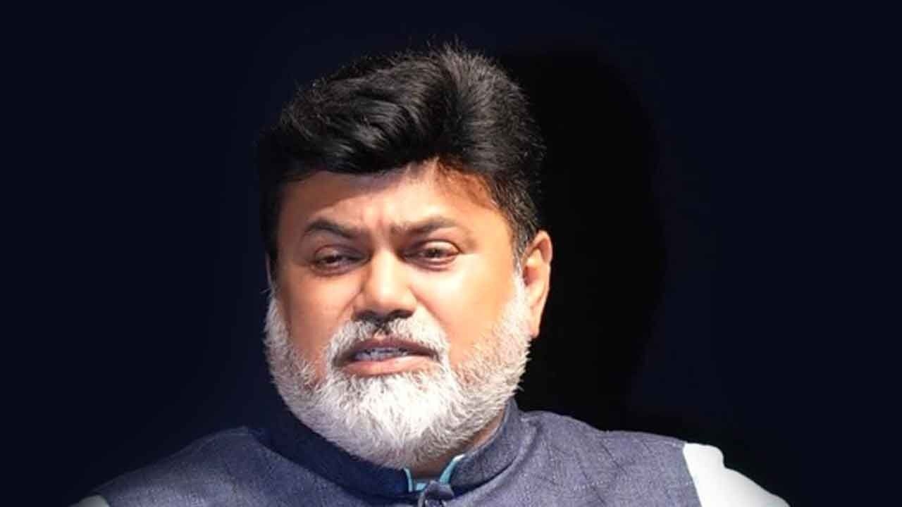 Implementation of 90 pc MoUs signed during Davos summit underway: Maha Minister