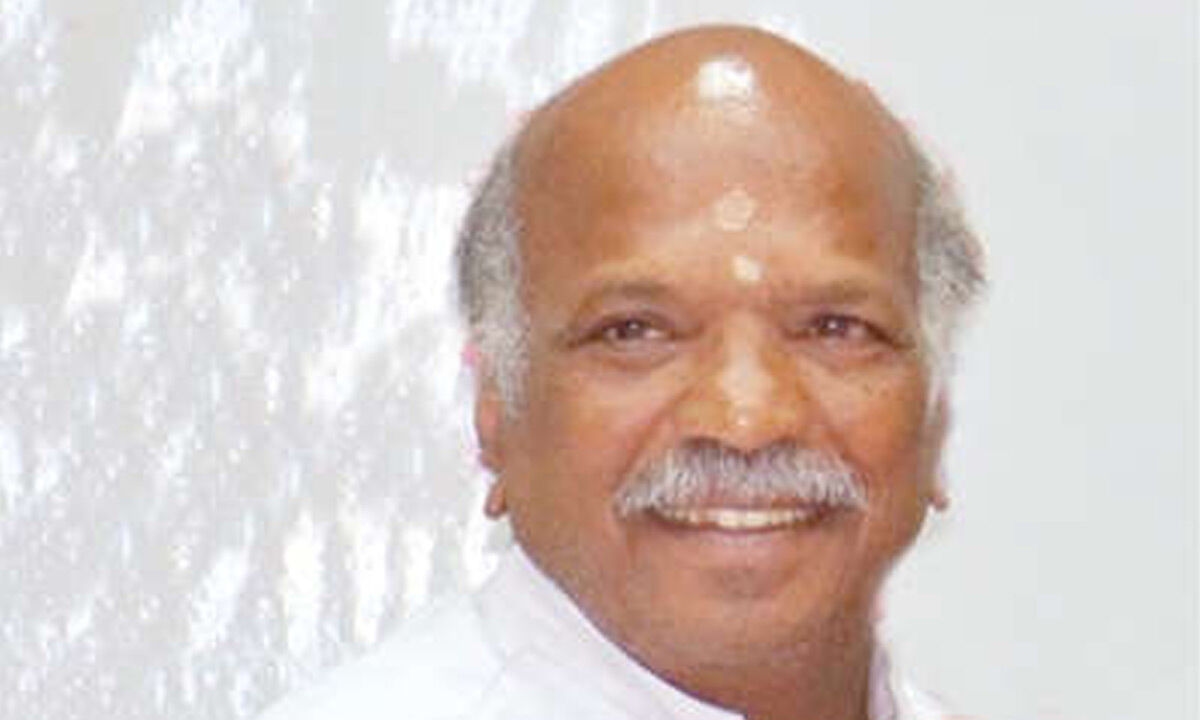 Truckers halt delivery under Anna Bhagya Scheme