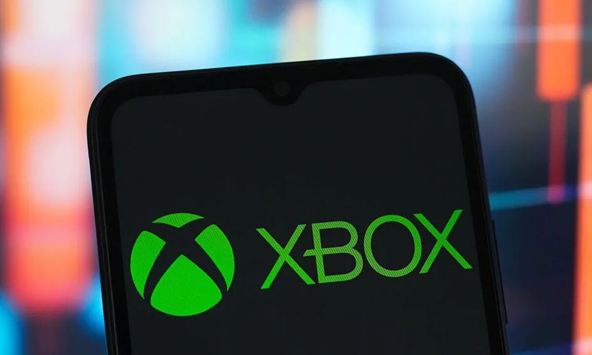 Xbox Exec Urges Laid-Off Microsoft Staff to Seek Help from AI Tools Like ChatGPT