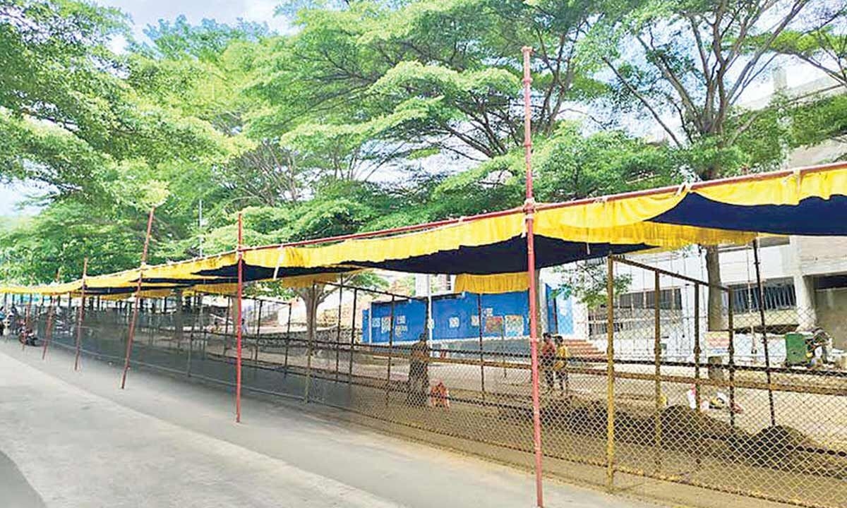Lakhs of devotees to take part in ‘Giri Pradakshina' today