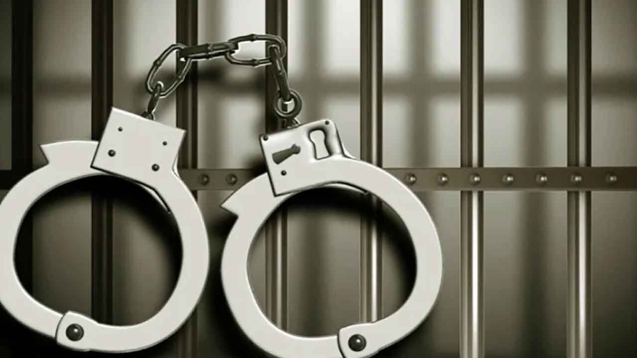 Doctor arrested for drug peddling