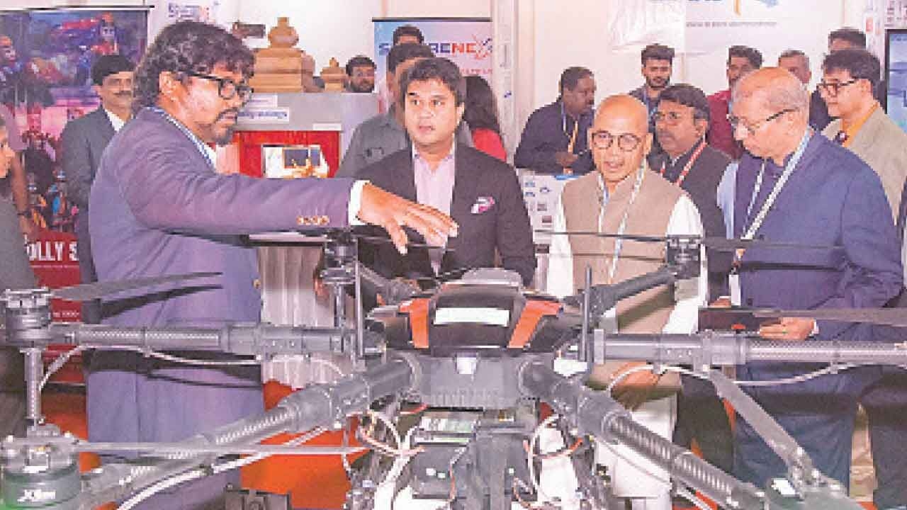 No other distribution channel in world is wide or deep as India Post: Scindia