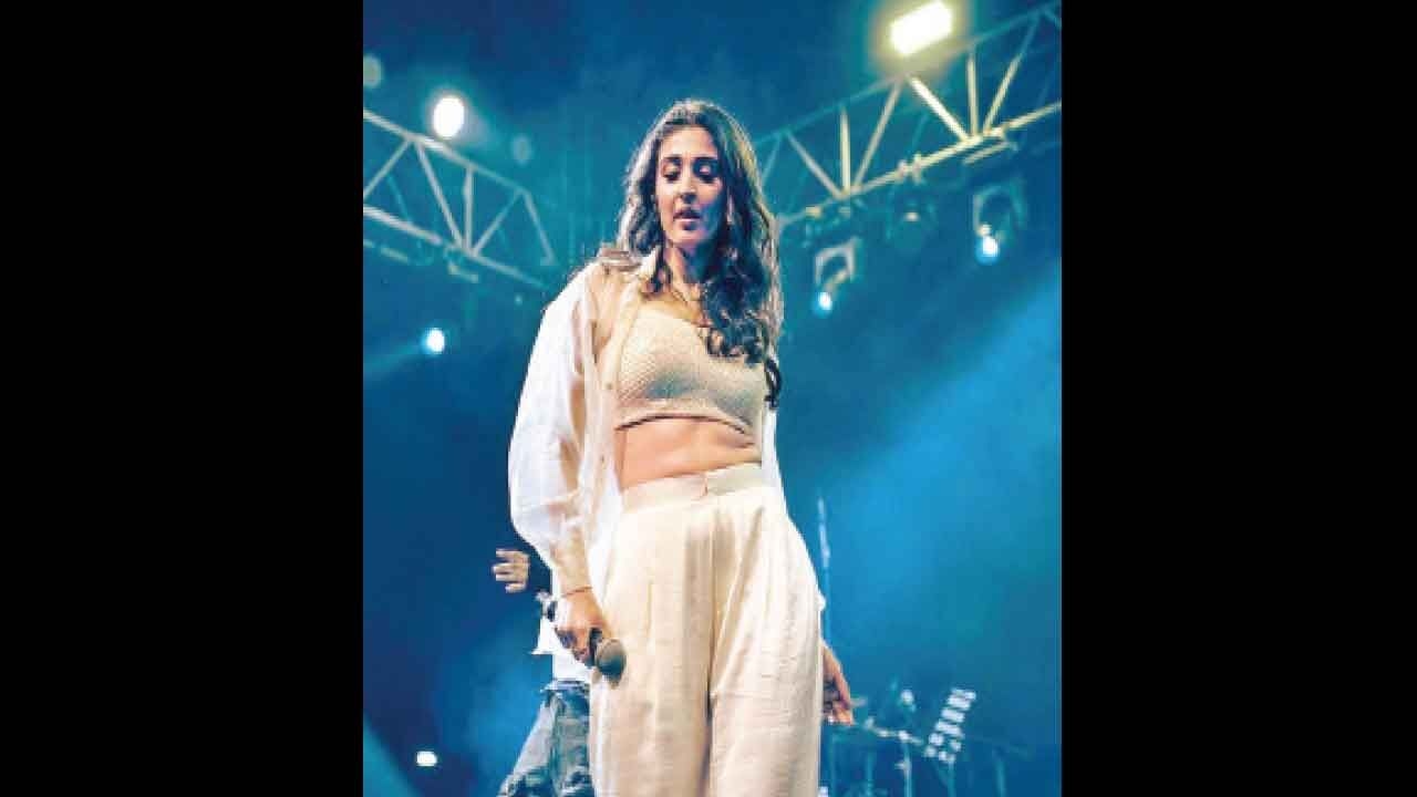 Dhvani Bhanushali reflects on six years of ‘Psycho Saiyaan'