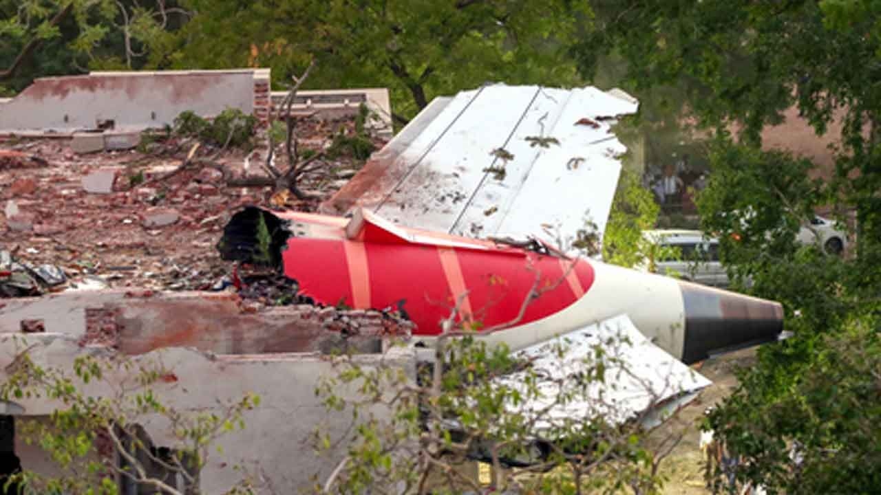 Air India, Boeing assure full cooperation as AAIB releases initial probe report