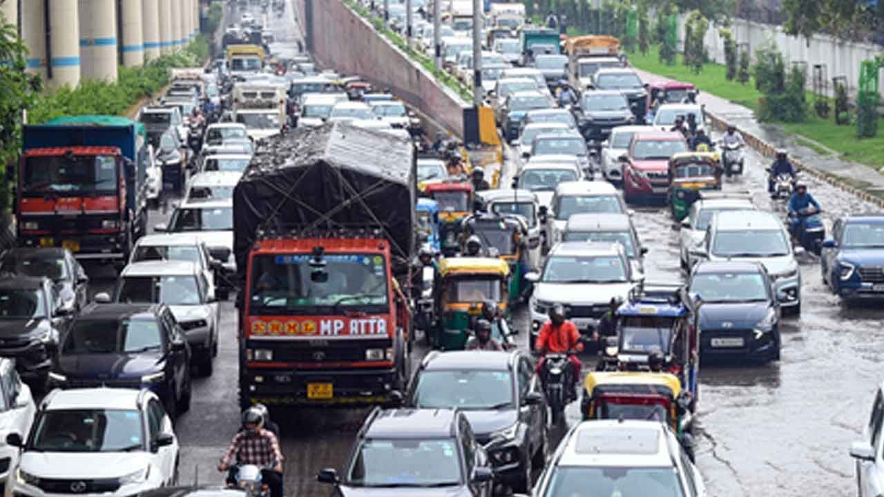 Widespread rain likely across India till July 17; Delhi-NCR hit by waterlogging, traffic jams