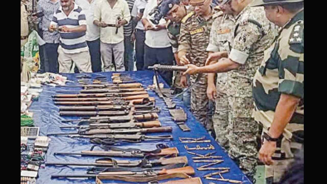 23 Naxalites surrender in Chhattisgarh