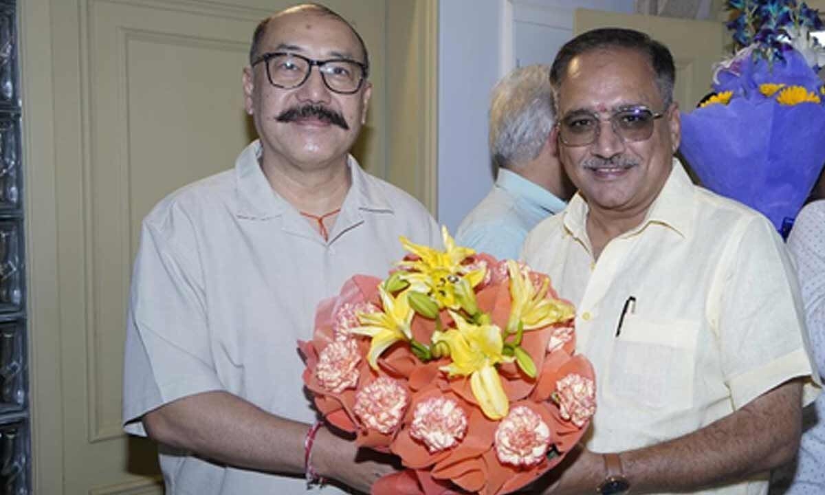 Delhi BJP chief Virendra Sachdeva, MPs greet Shringla, Jain on nomination to RS